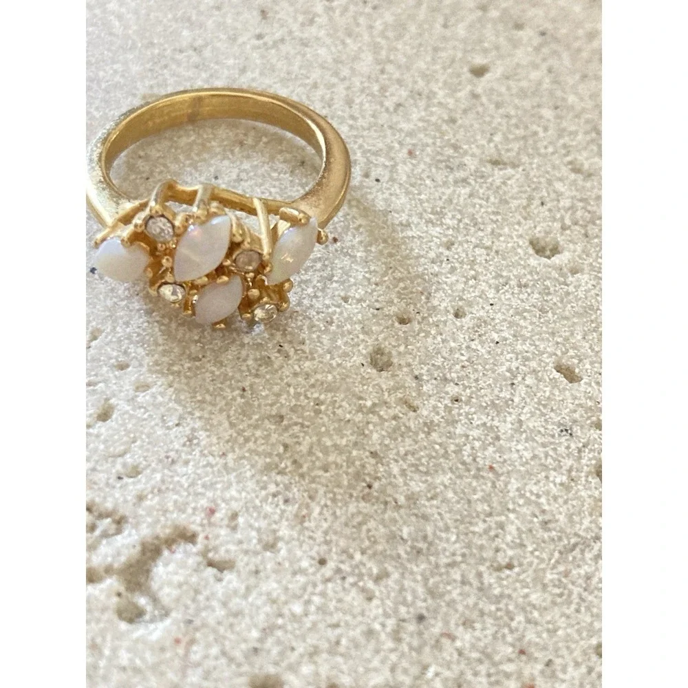 Gold Tone Faux Opal Rhinestone Cluster Ring White Navette Romantic Feminine‎
